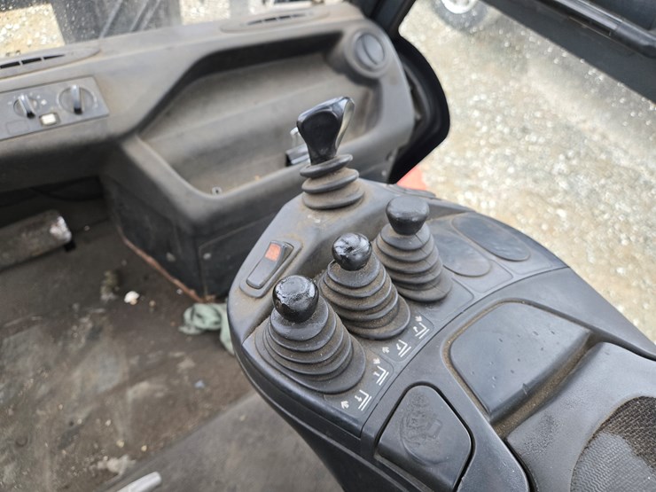 2015-linde-h80d-image-36