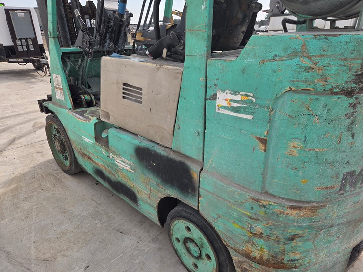 mitsubishi-fgc25-image-18