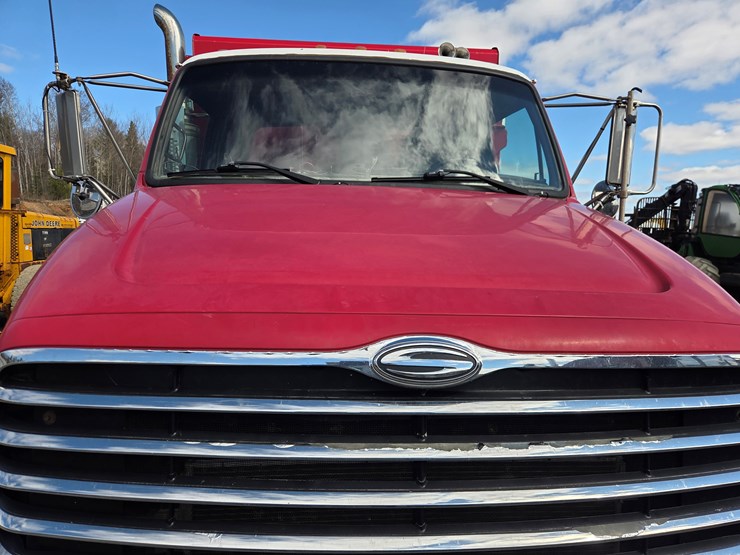 2005-massey-ferguson-8-image-13