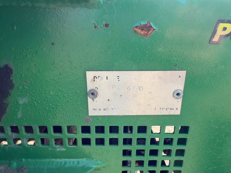 john-deere-450-image-5