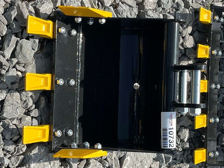 unused-2026-ce-16"-toothed-bucket-image-8