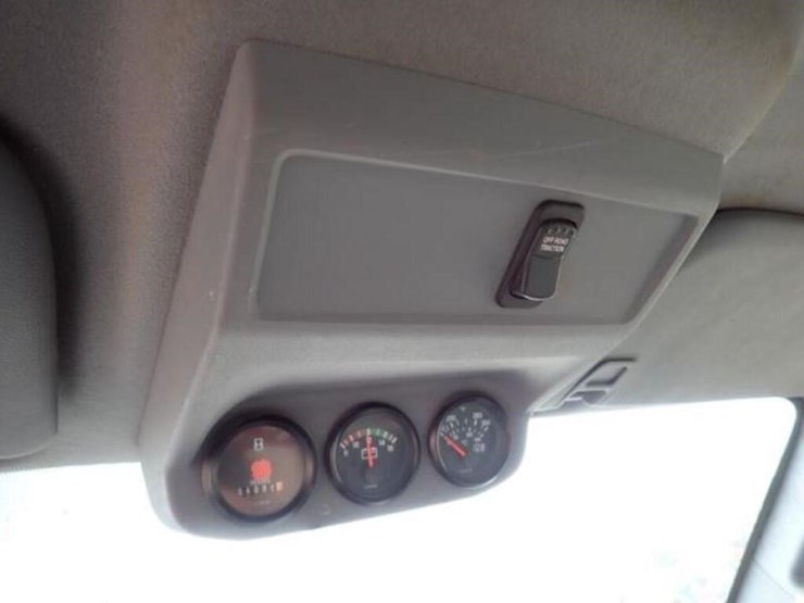 2012-ford-f750-xlt-image-52