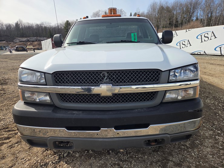 2003-chevrolet-3500-image-8