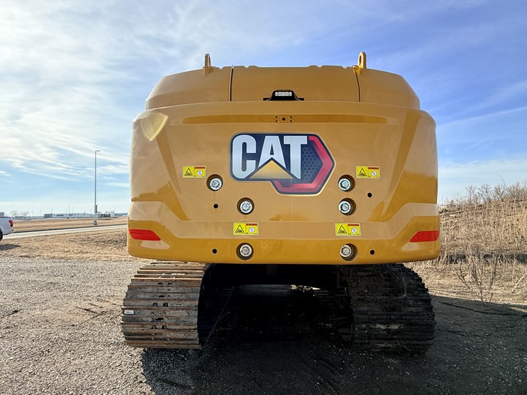 #1968-•-caterpillar-excavator-image-14