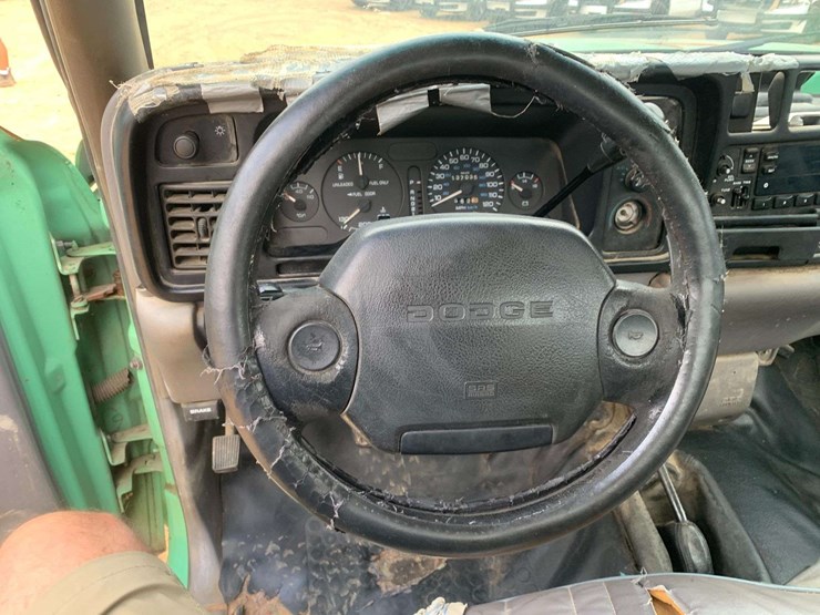 1996-dodge-ram-2500-image-13