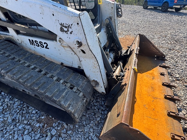 bobcat-t550-image-17