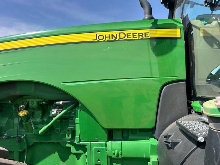 2017-john-deere-8270r-image-39