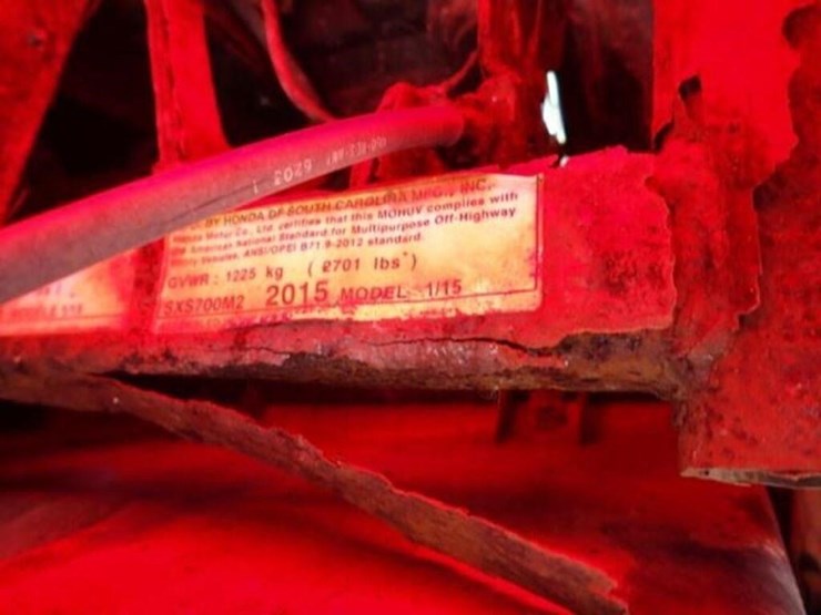 2015-honda-pioneer-700-image-7