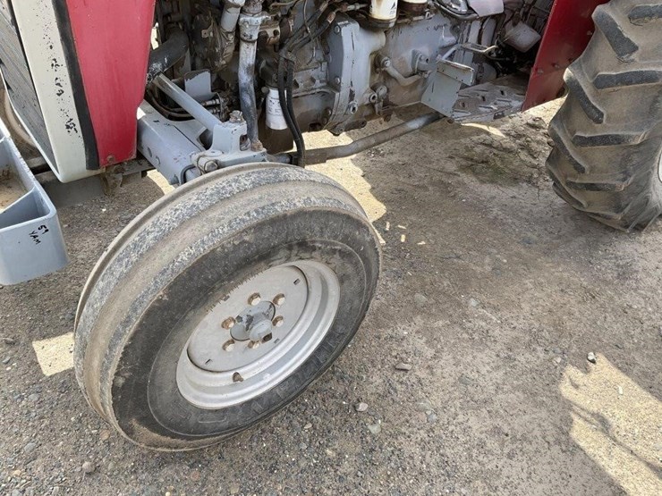 massey-ferguson-240-image-18