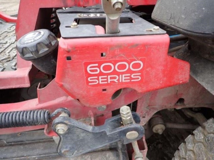 2024-toro-z-master-6000-series-zero-turn-mower-729-image-25
