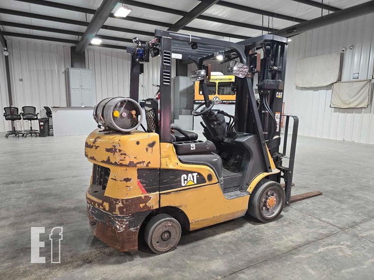 2021-caterpillar-2c6000-image-3