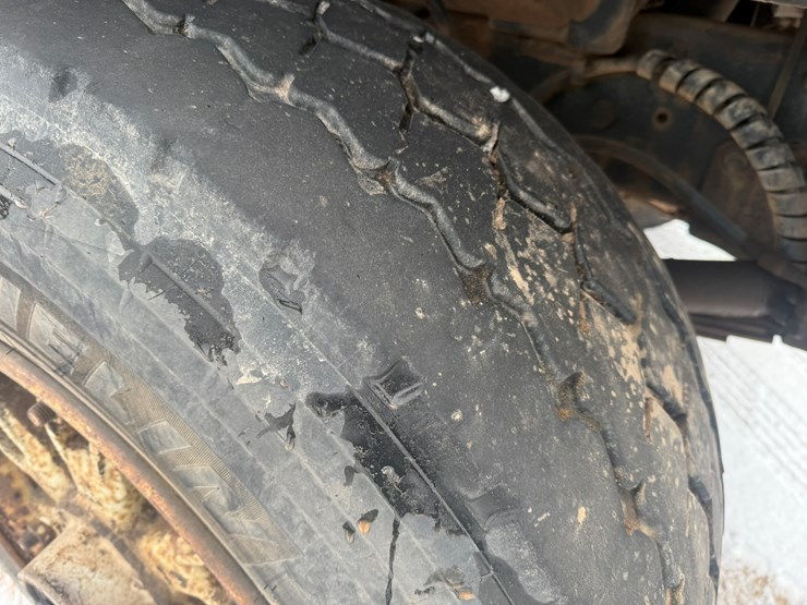 #1113-•-1990-ford-quad-axle-dump-truck-image-75