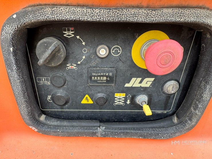 2006-jlg-4069le-image-12