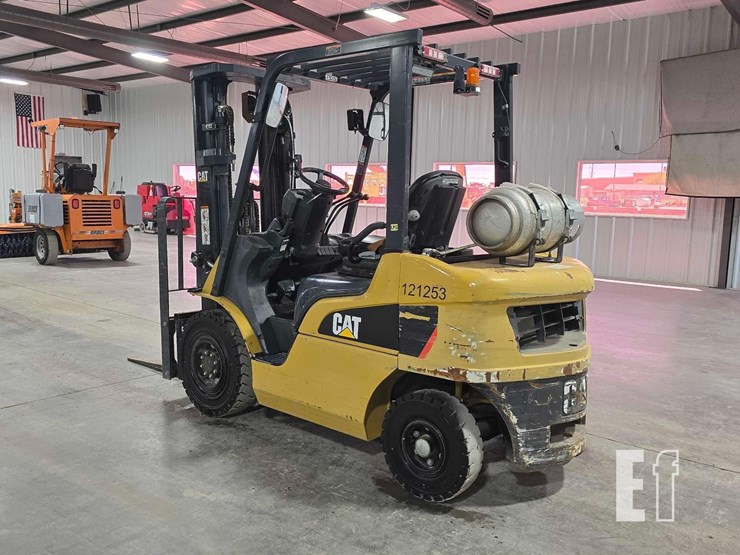 2021-caterpillar-gp25n-image-4