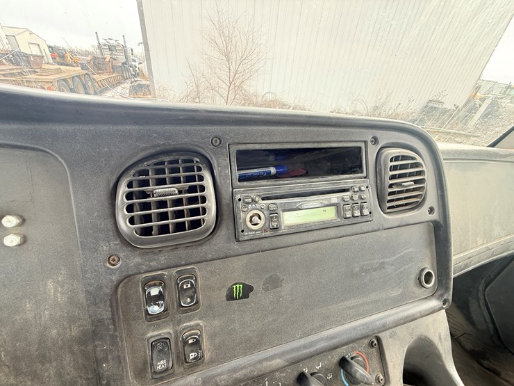 2004-caterpillar-c7-image-77