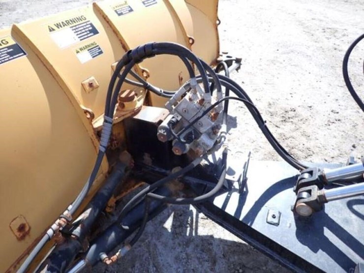 2014-new-holland-t4.75-image-29