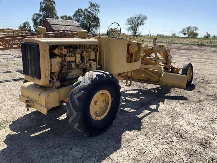 caterpillar-16-image-4