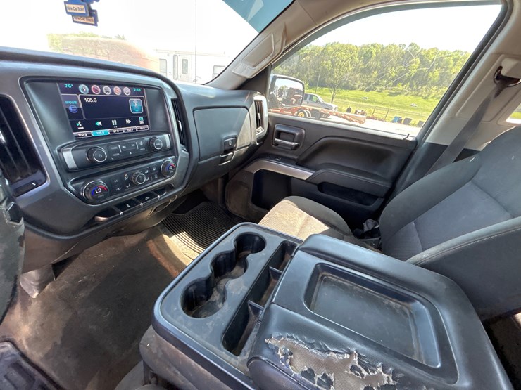 2015-chevrolet-1500-image-11