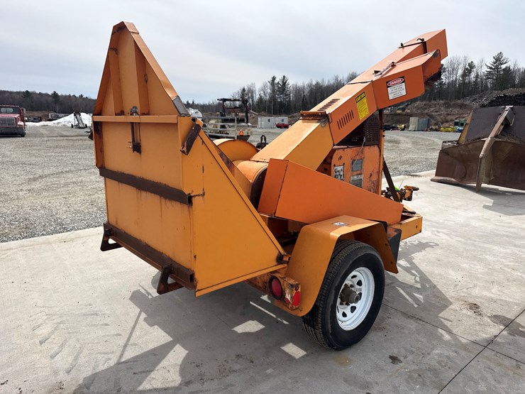 2009-massey-ferguson-8-image-5