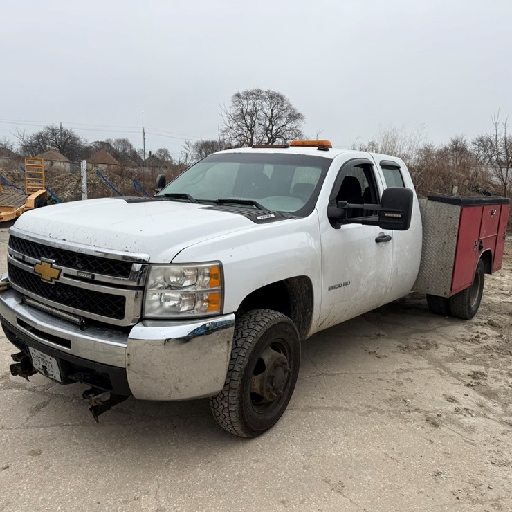 2012 CHEVROLET 3500
