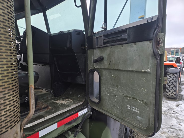 1992-massey-ferguson-8-image-62