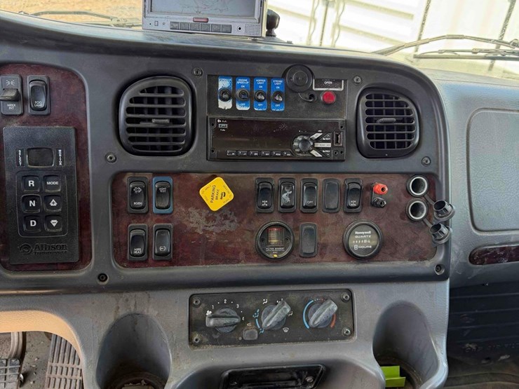 2018-freightliner-tandem-axle-trash-truck-image-21