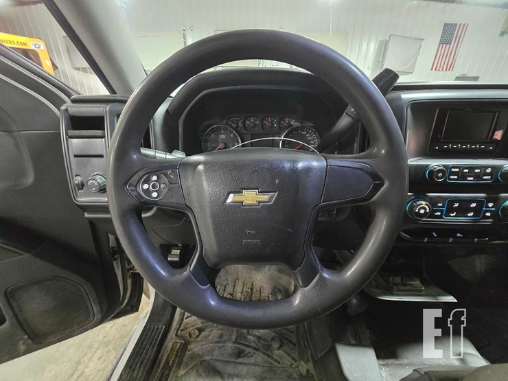 2015-chevrolet-silverado-1500-image-10