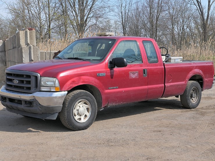 2002-ford-f250-xl-image-1