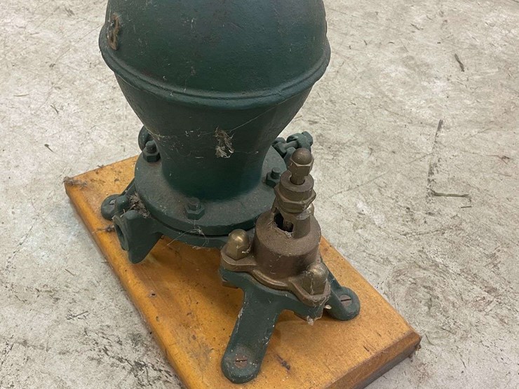 goulds-pump-display-image-6