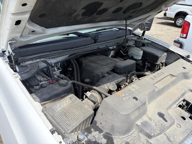 2012-gmc-sierra-2500-image-8