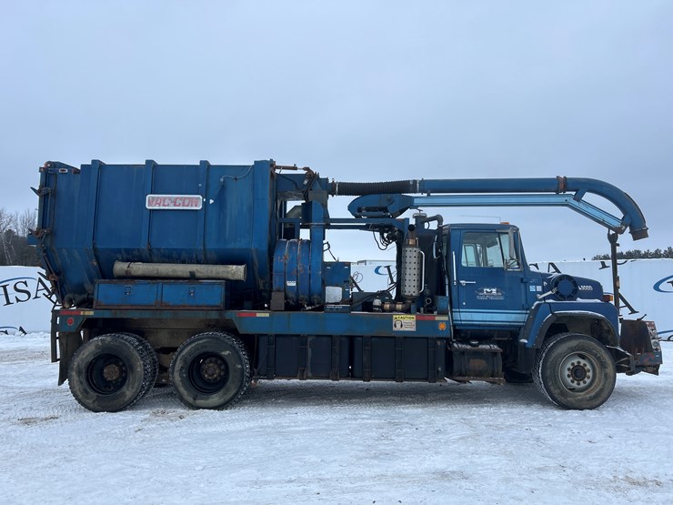 1990-ford-l9000-image-6