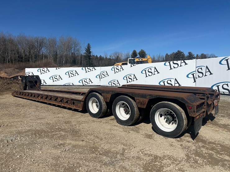 2007-massey-ferguson-8-image-3