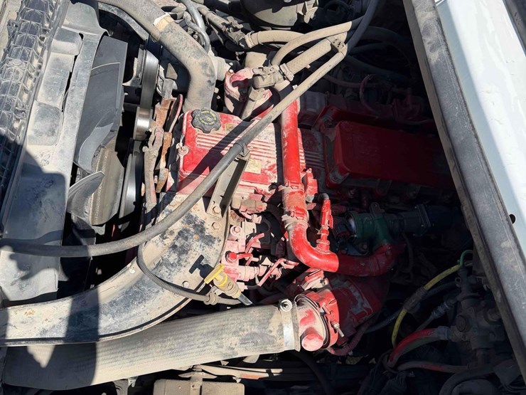 2018-freightliner-tandem-axle-trash-truck-image-10