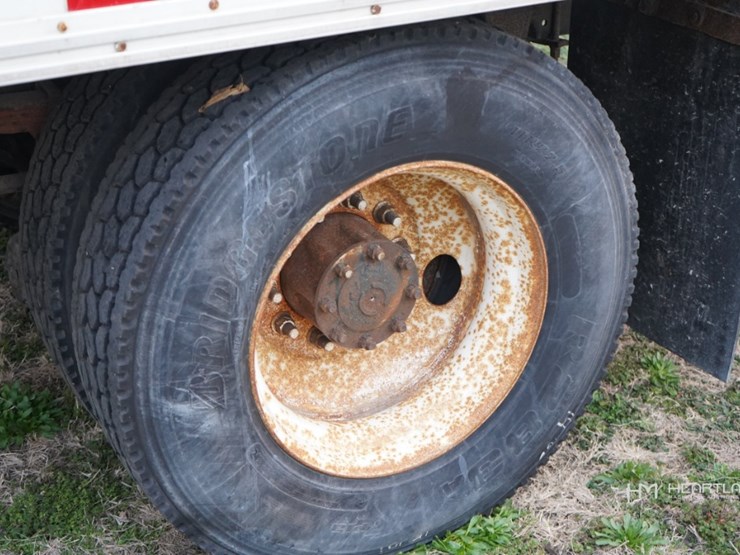 2012-hino-338-image-39