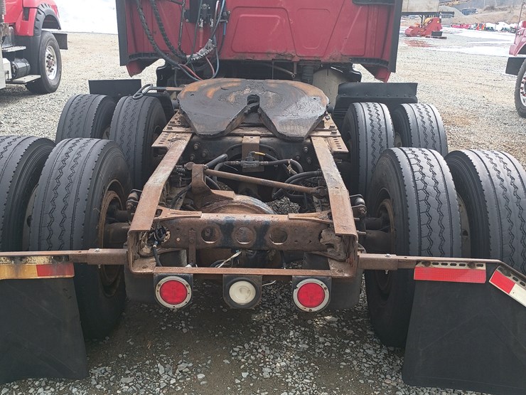 2012-international-prostar-image-20