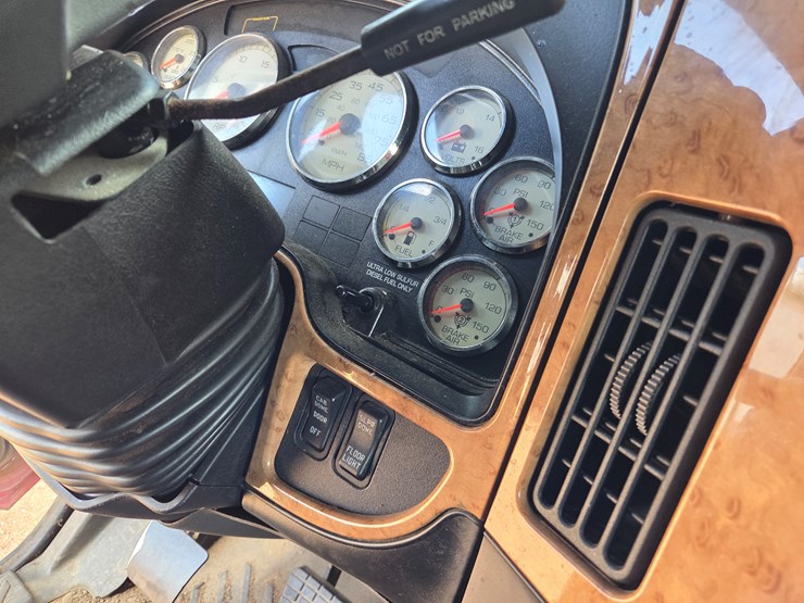 2012-international-prostar-image-58