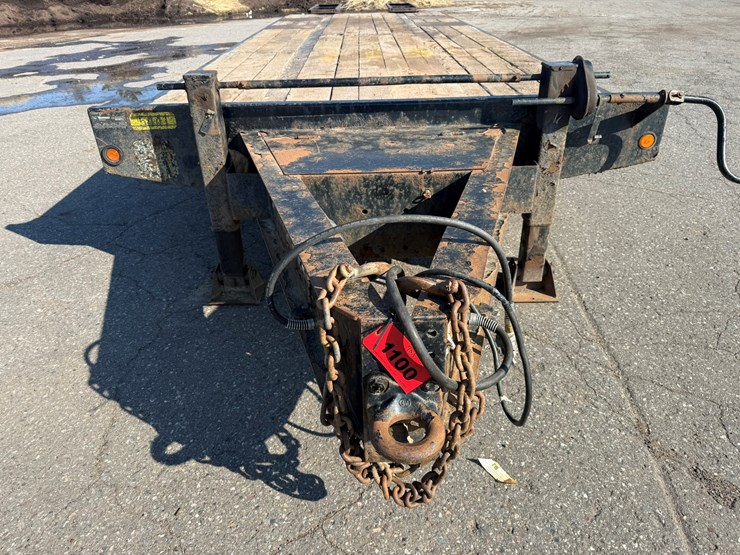 #1099-•-butler-26'-equipment-trailer-image-27