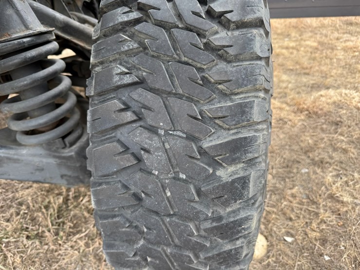 #2246-•-2001-american-general-4x4-hummer-image-52