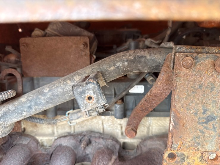 2009-massey-ferguson-8-image-14