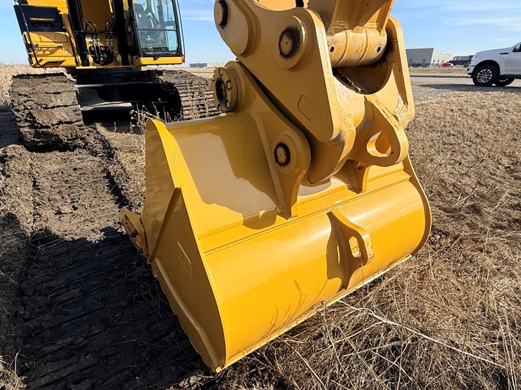 #1968-•-caterpillar-excavator-image-29