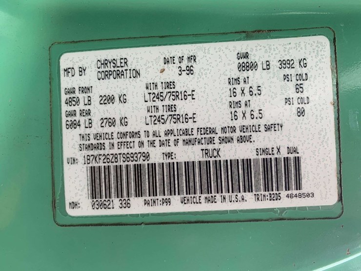 1996-dodge-ram-2500-image-24