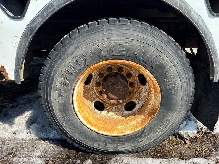 2002-international-4300-sba-image-46