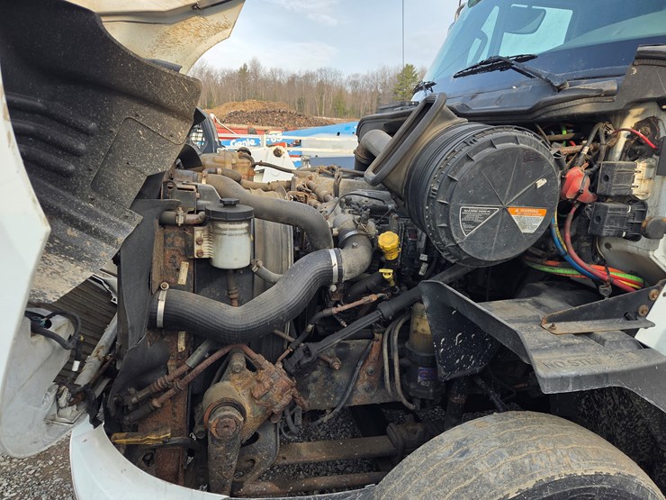 2013-international-prostar-image-42