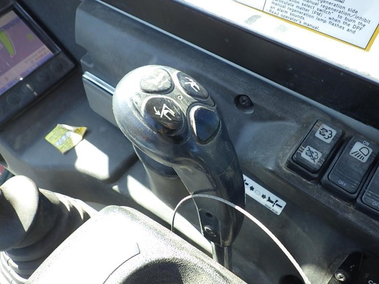 takeuchi-tb260-image-45