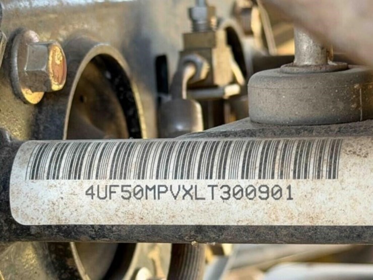 2019-tracker-800sx-le-crew-utv-image-19