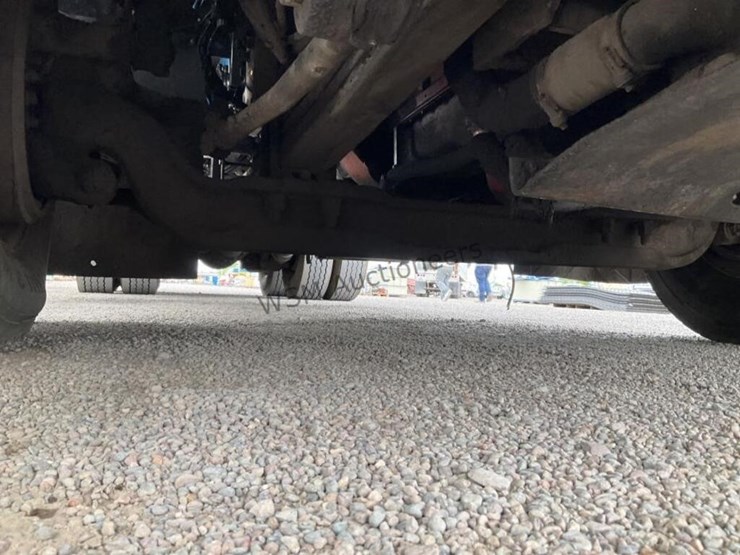 2018-peterbilt-520-image-30