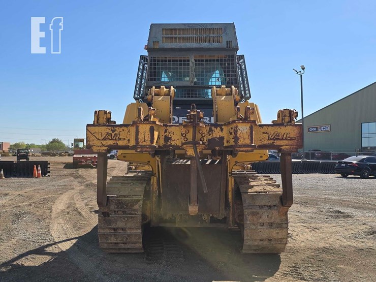 2008-deere-750j-image-8