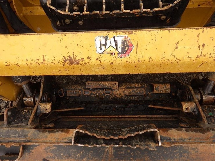 2020-caterpillar-226d3-image-17