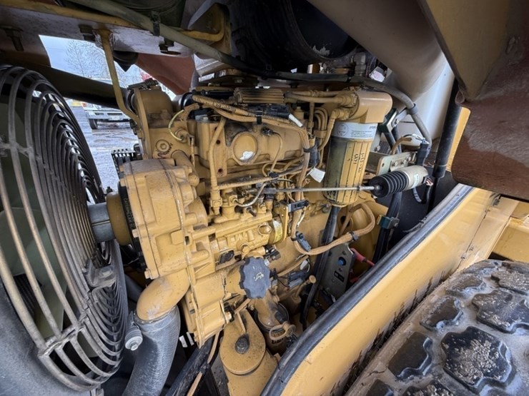 2005-caterpillar-cs-433e-image-15