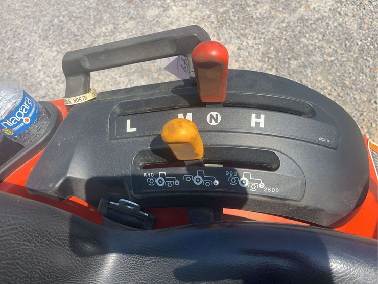 kubota-b2320-image-9